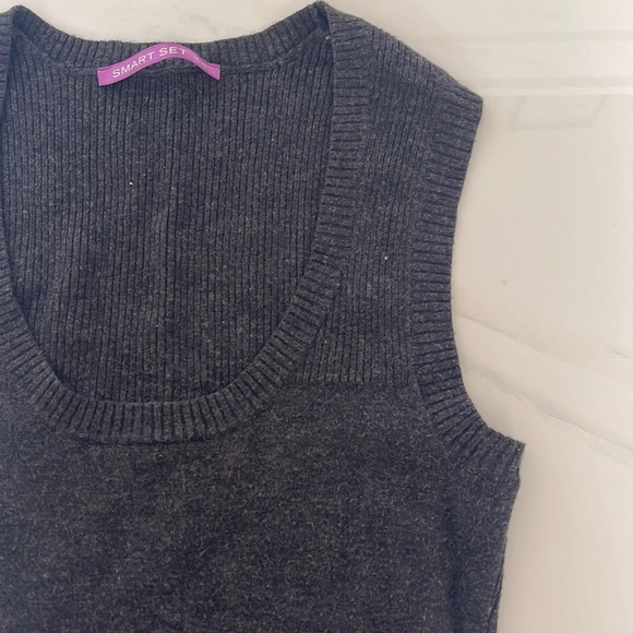 Smart set vest - Picture 2 of 4